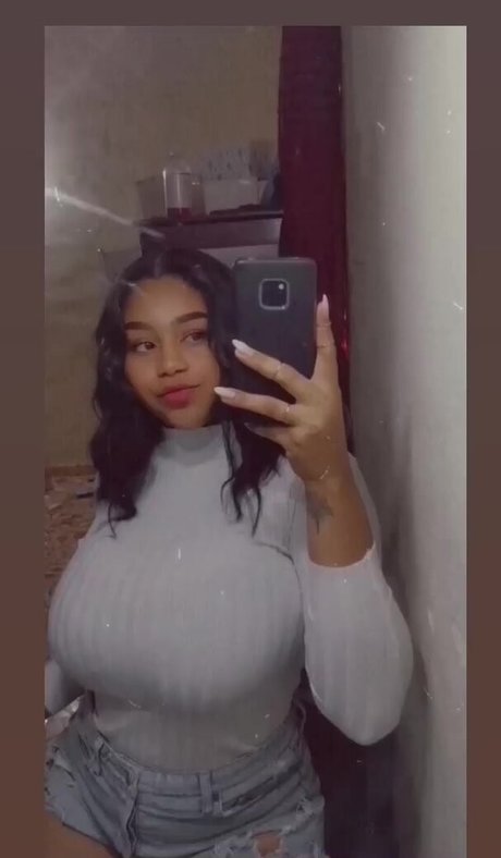 Dayanis Gisell art étoile galerie