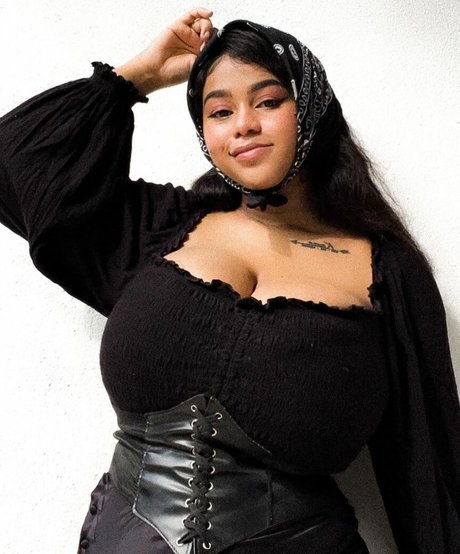 Dayanis Gisell best model picture