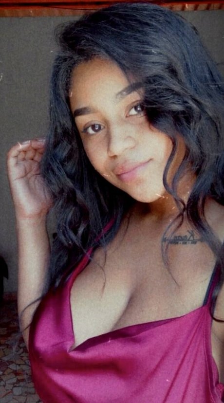 Dayanis Gisell jolie étoile des photos