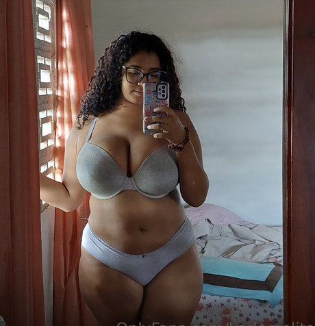 Karlamelito Miniature