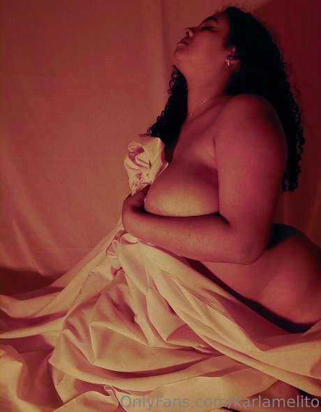 Karlamelito estrella porno perfecta galería