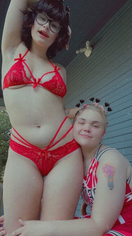 cl0wnpwuppy hd pornstar picture