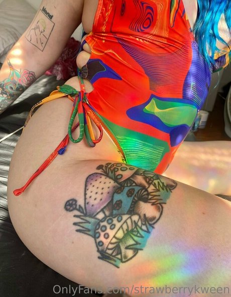 strawberrykween top pornstar photo