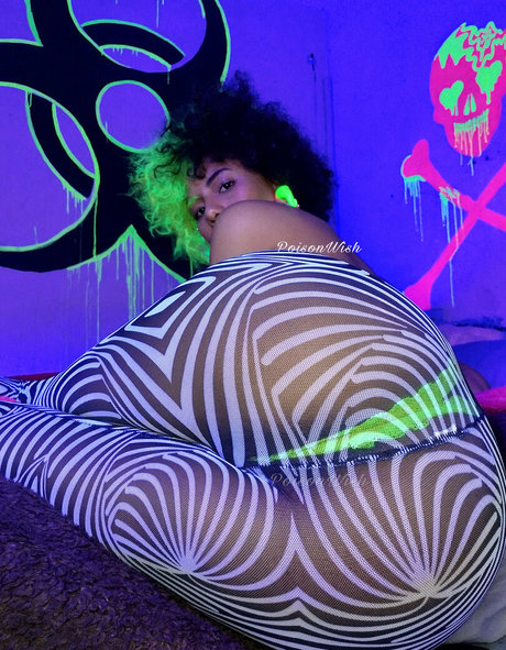 poisonwish étoile parfaite galerie