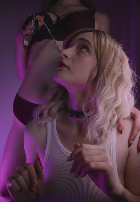 MerliPlays star du porno exclusive images