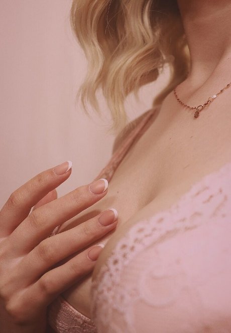 MerliPlays star du porno galerie