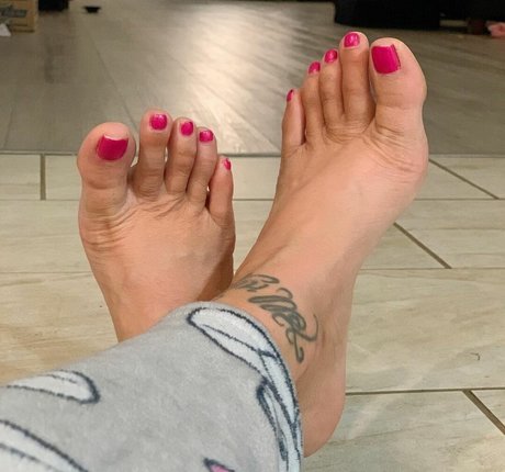 Shelly Martinez étoile gratuite collection