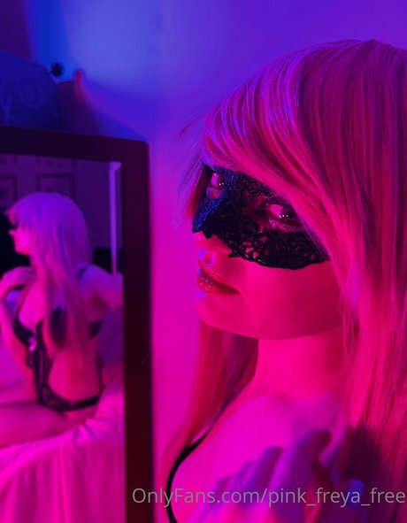 pink freya free modelo libre imágenes