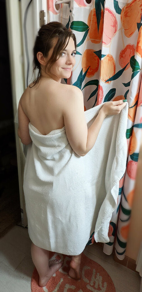 givemeavamoore art modèle galerie