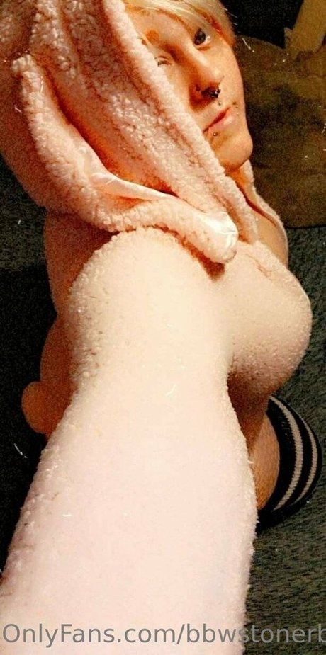 bbwstonerdoll étoile parfaite image