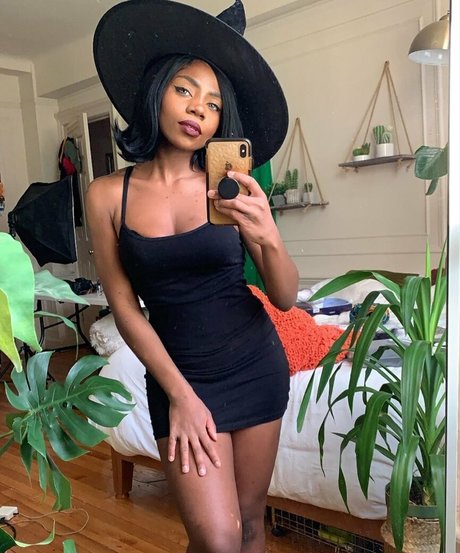 egirls star du porno exclusive photos