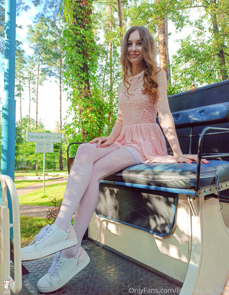 littlekiss ka feet étoile hd images