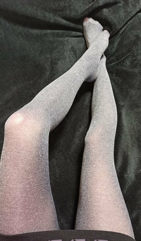 littlekiss ka feet sexe star collection