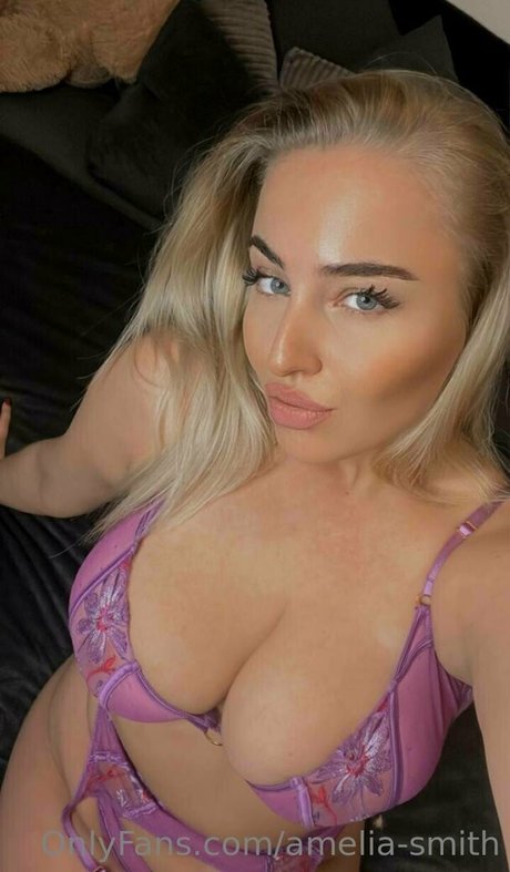 amelia smith estrella desnuda fotos