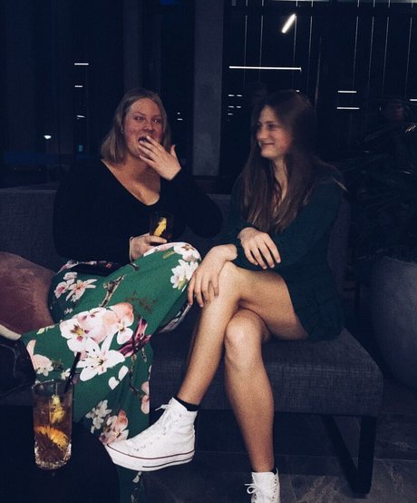 chynna estrella del arte galerías