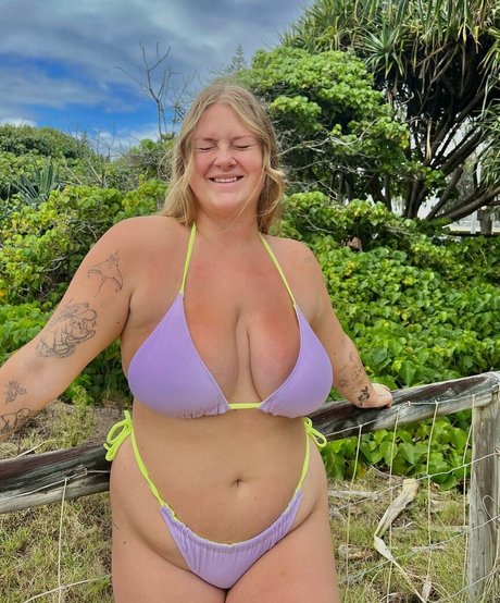 chynna estrella atractiva fotos