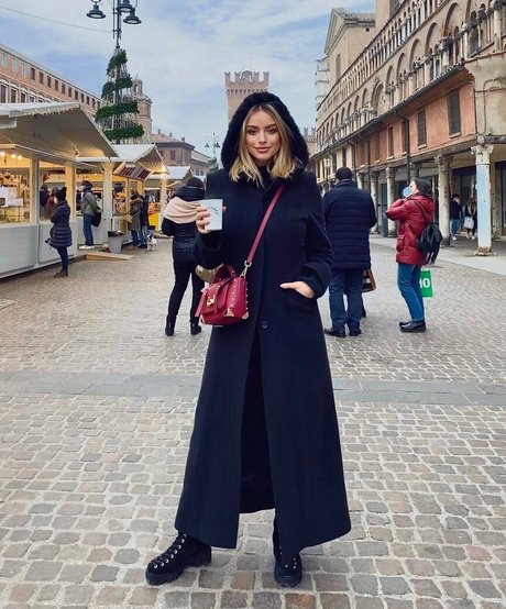 Andreea Ungur estrella porno hermosa foto