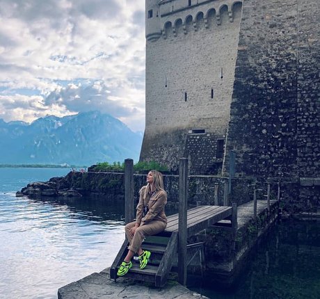 Andreea Ungur estrella porno perfecta fotos