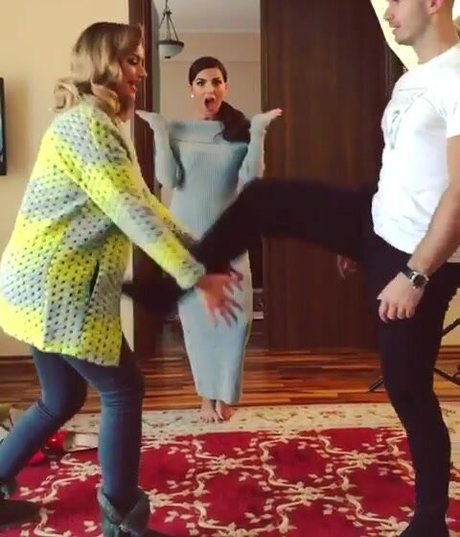 Andreea Ungur modèle érotique photo