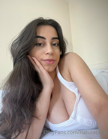 naturabody modèle porno archive