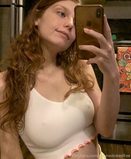 sexyredinbedfree star du porno hd galerie