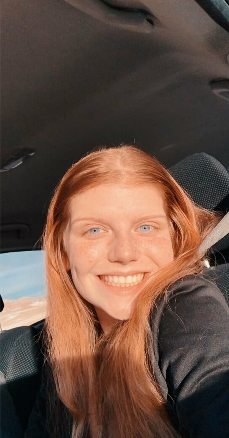 sexyredinbedfree actrice porno img