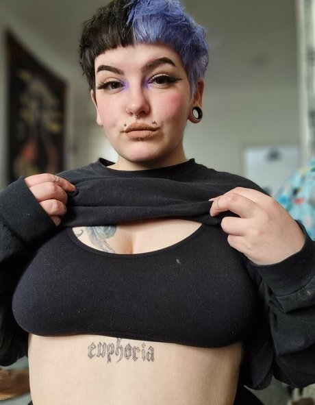 little m0th actriz sexual imagen