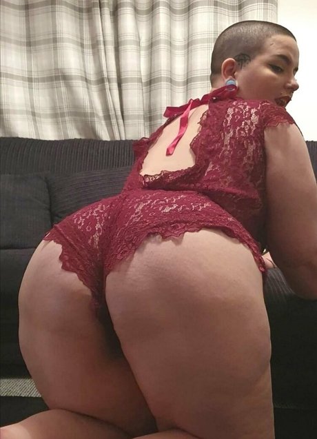 little m0th modelo desnudos archivo