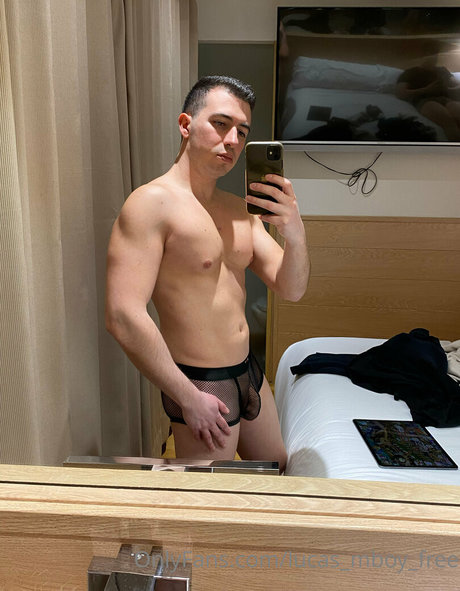 lucas mboy free estrella porno de arte galerías