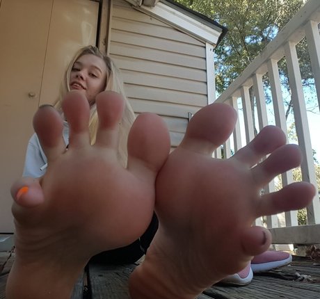 Sativa Skies hermosa actriz imágenes