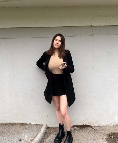 Clarisse Dupont perfect pornstar gallery