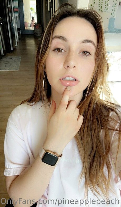 pineapplepeach pornstar nice galleries