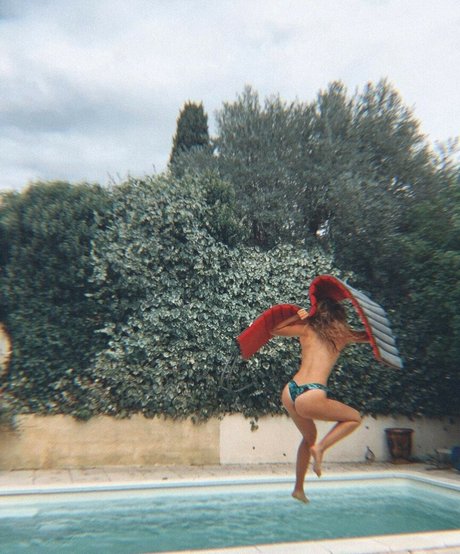 Poqssi estrella caliente foto