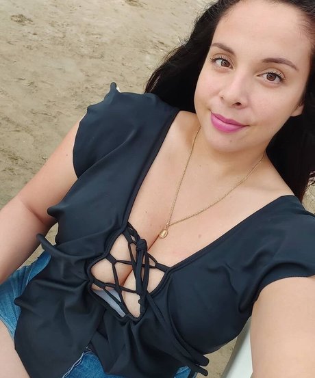 Lucero modelo desnuda imagen