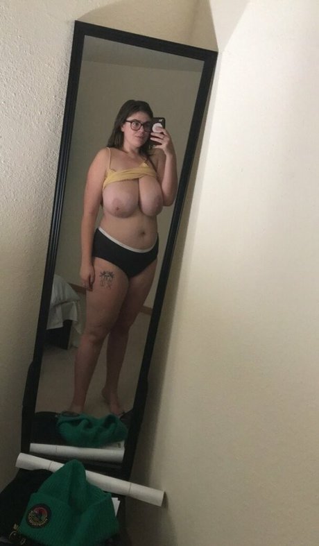 Summie actrice exclusive des photos