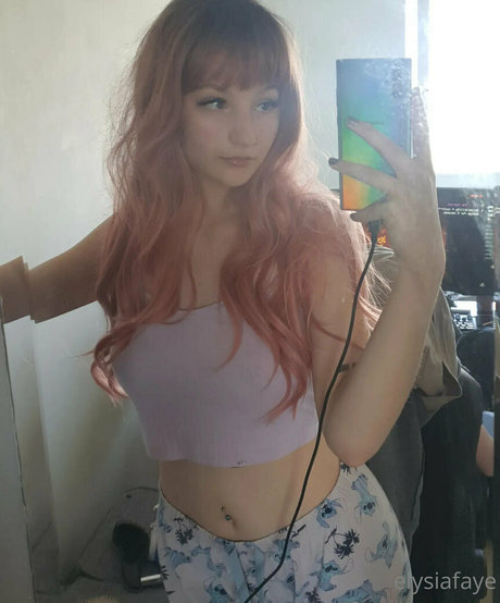 elysiafayex actrice adulte img