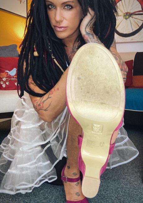 immistressraven actriz de desnudos imágenes