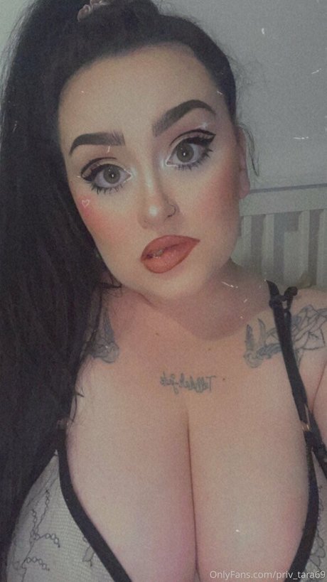 priv tara69 star du porno belle des photos