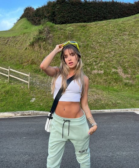 Mally Restrepo desnudos de estrellas porno fotos