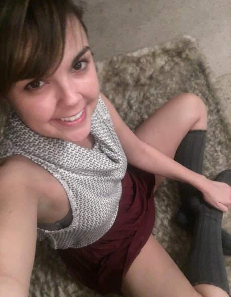 Dillionharper star pretty photo