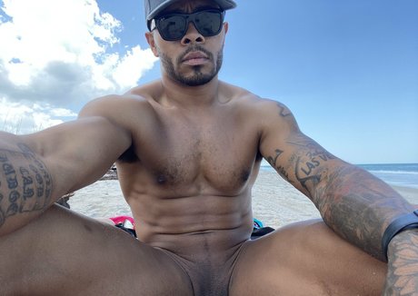 justicelv4 modelo pornografico imagen