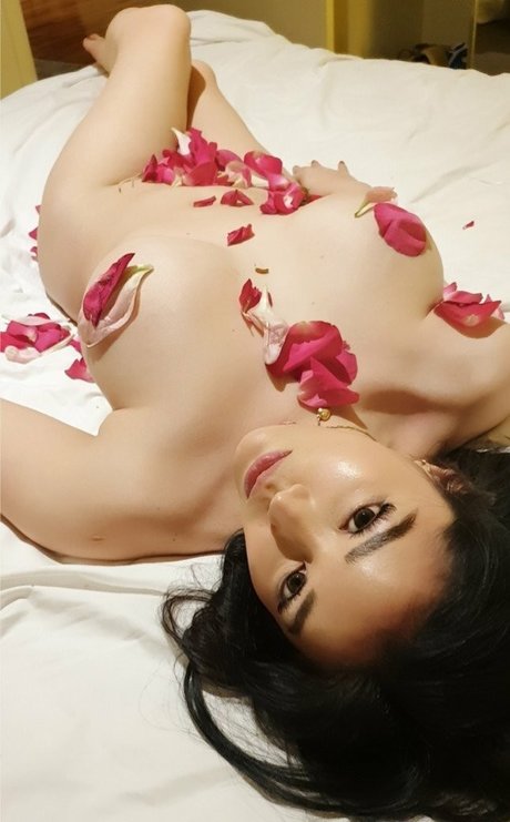 playmatemia modèle xxx photos