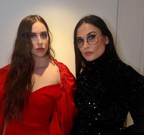 Scout Willis estrella hermosa imagen