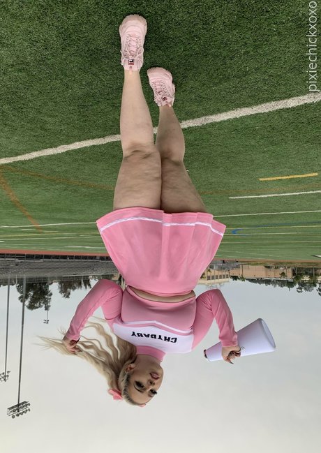 pixiechickxoxo star du porno archive