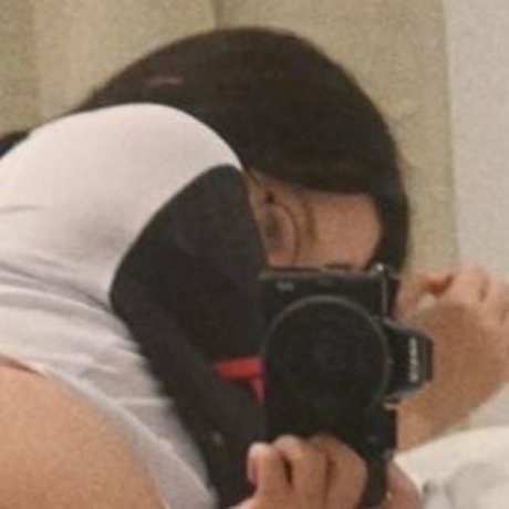 YumiOppai star érotique image