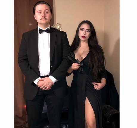 Reema Rochelle étoile parfaite photos