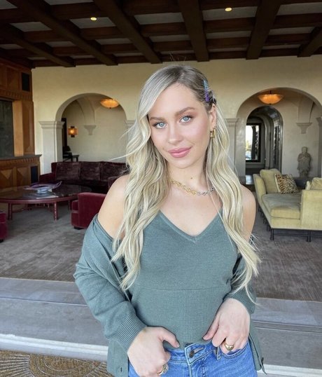 Natasha Bure estrella hd galerías