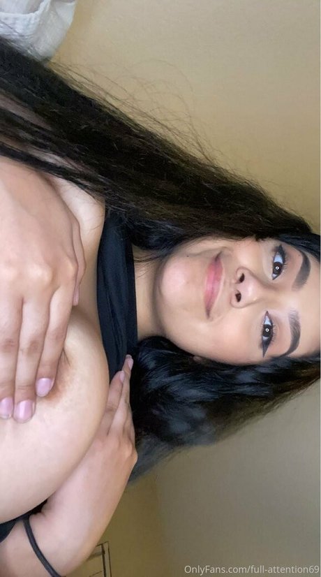 full attention69 estrella porno adulto fotos
