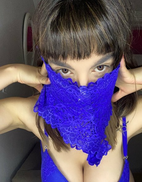 bellanatashaok Miniatura