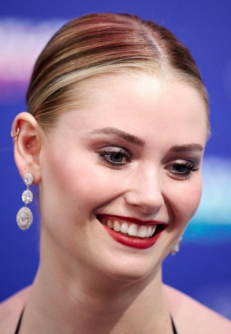 Virginia Gardner sexe star du porno galeries